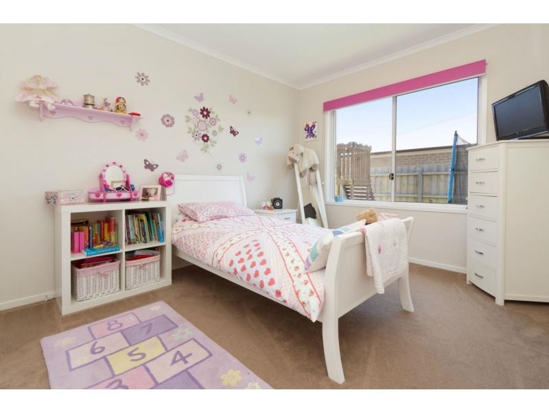 44 Elspeth Circuit, Mornington VIC 3931