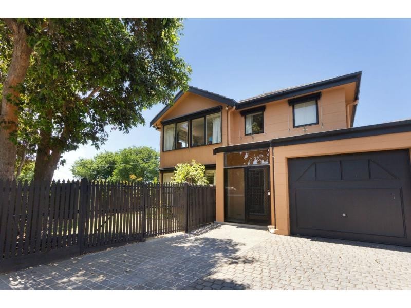 1/15 Albert Street, Mornington VIC 3931