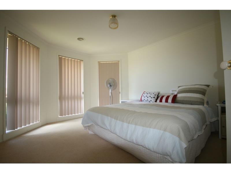 6 Aimee Court, Mornington VIC 3931