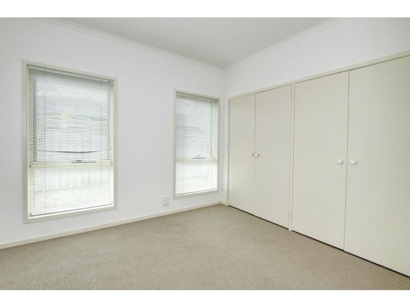 1/42 Shandon Street, Mornington VIC 3931