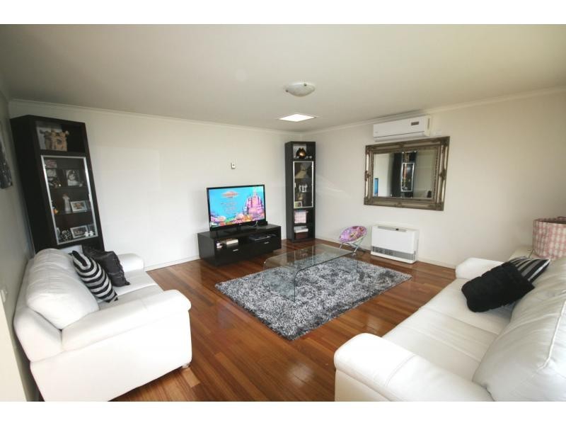 1/11 Mitchell Street, Mornington VIC 3931