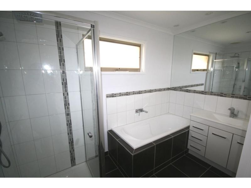 46 Amberley Drive, Mount Martha VIC 3934