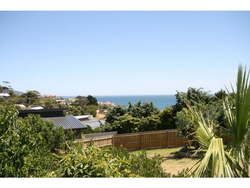 12 Fairbairn Avenue, Mount Martha VIC 3934