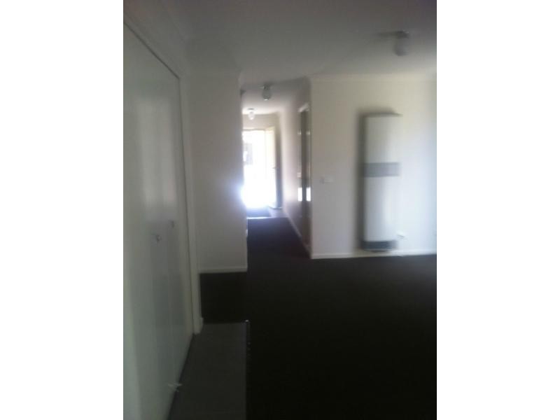 11/10 Kingfisher Court, Hastings VIC 3915