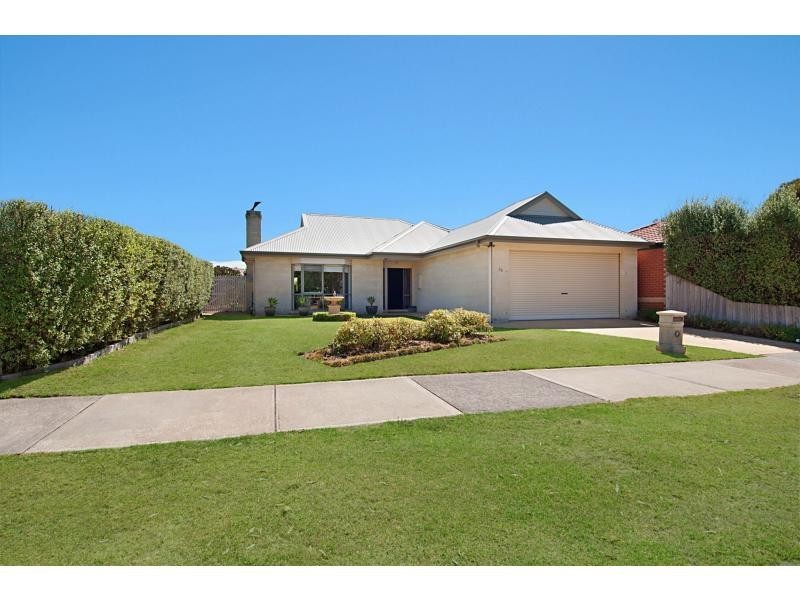 48 Waltham Drive, Mornington VIC 3931