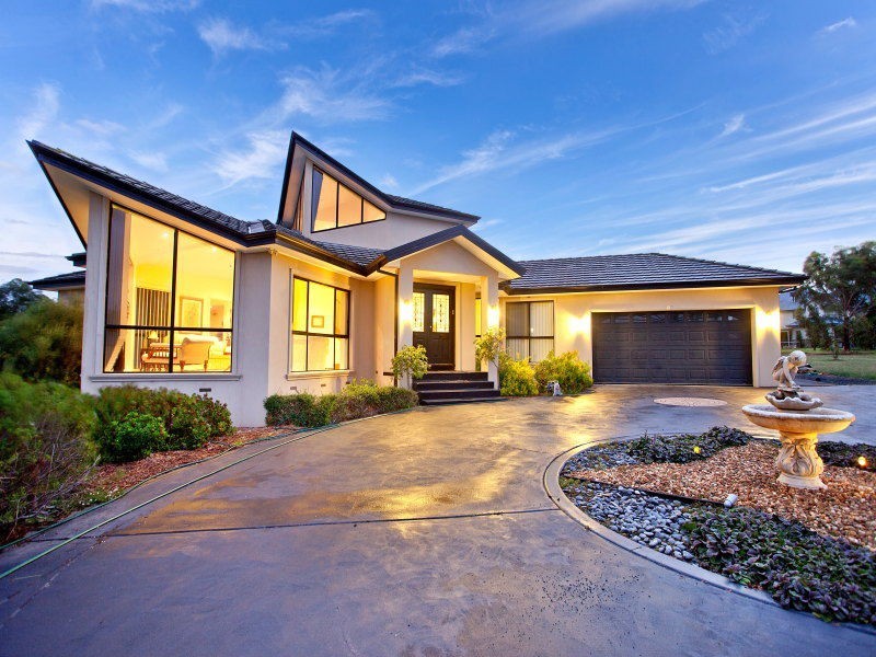 14 Century Drive, Mount Martha VIC 3934