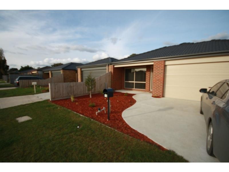 12 Lewin Street, Carrum Downs VIC 3201