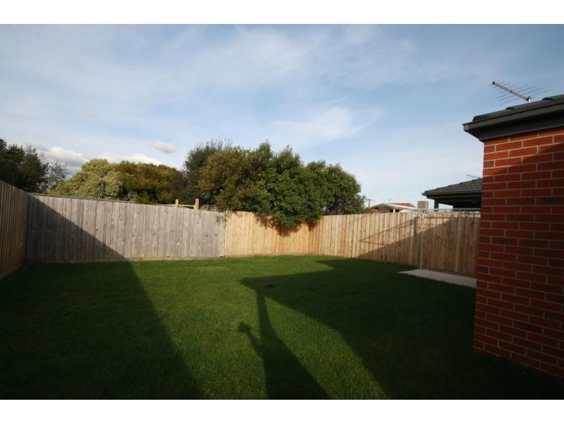 12 Lewin Street, Carrum Downs VIC 3201