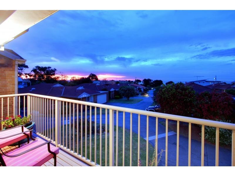 8/584 Esplanade, Mount Martha VIC 3934