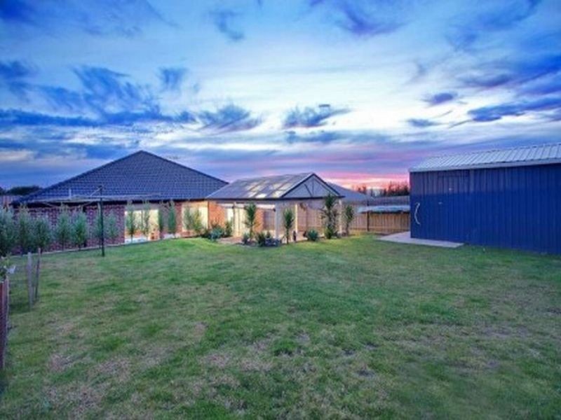 6 Eden Park Drive, Mornington VIC 3931