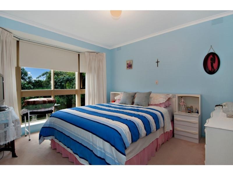 16 Sanderling Cres, Mornington VIC 3931