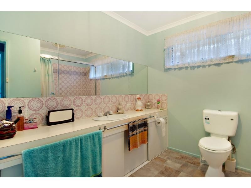 16 Sanderling Cres, Mornington VIC 3931