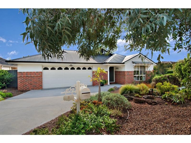8 Sandhurst Terrace, Mount Martha VIC 3934