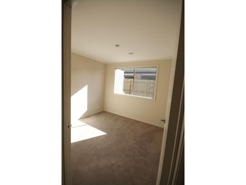 8 Ruby Cove, Mornington VIC 3931