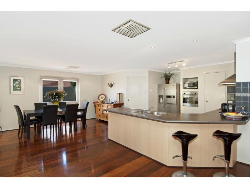 21 Marquis Avenue, Mornington VIC 3931