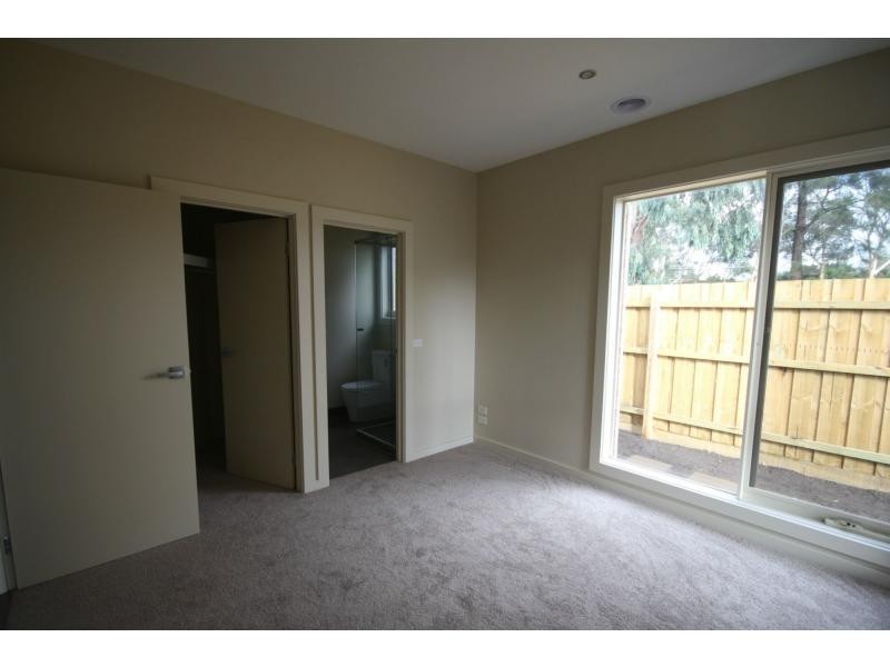 4A Hakea Drive, Mount Martha VIC 3934