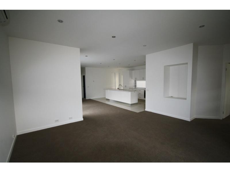 29 Spinnaker Terrace, (Martha Cove), Safety Beach VIC 3936