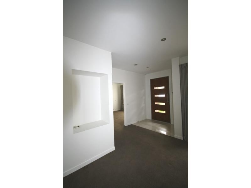 29 Spinnaker Terrace, (Martha Cove), Safety Beach VIC 3936