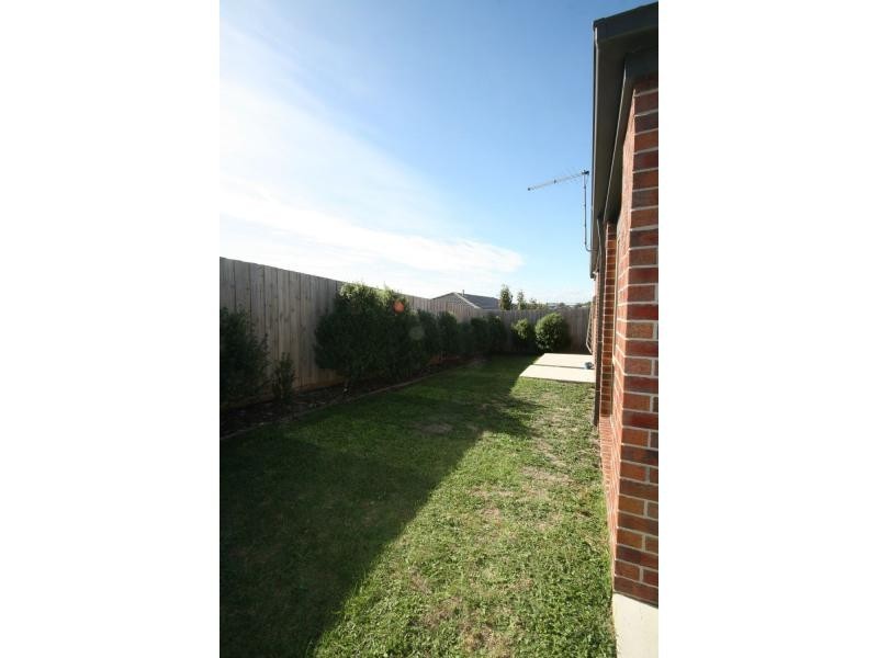 23 Elspeth Circuit, Mount Martha VIC 3934