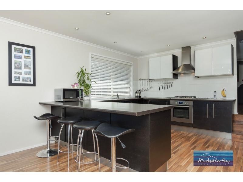 42 Caversham Drive, Mornington VIC 3931