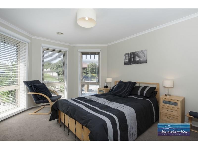 42 Caversham Drive, Mornington VIC 3931