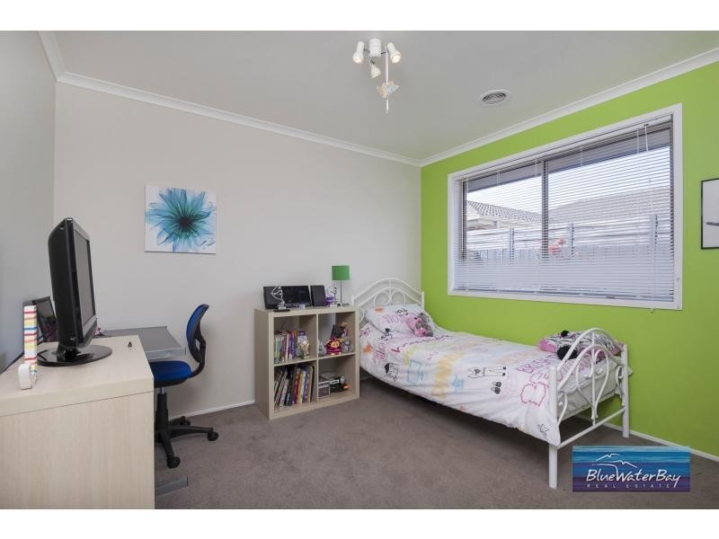 42 Caversham Drive, Mornington VIC 3931