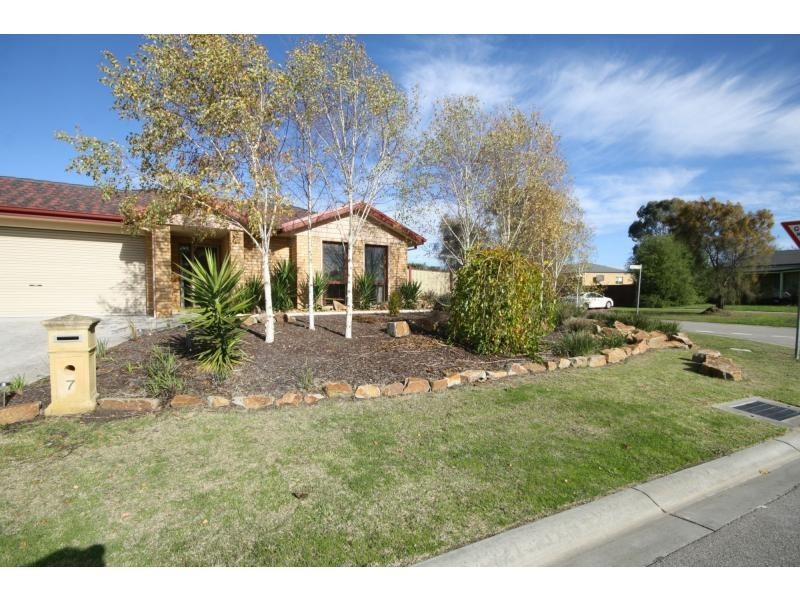 7 Romany Court, Mount Martha VIC 3934