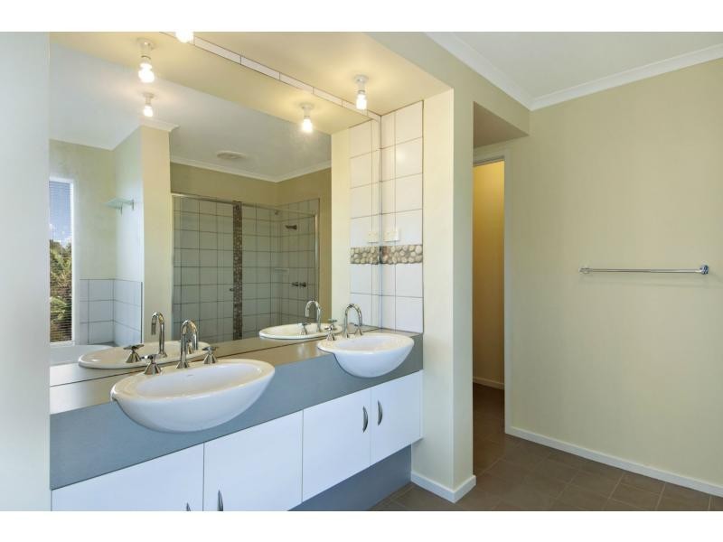 2 Santorini Court, Mount Martha VIC 3934