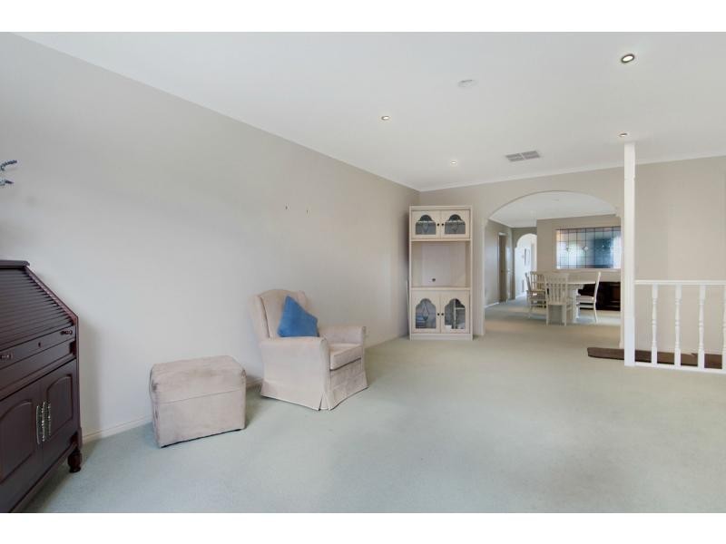 21 Glendenning Rise, Mornington VIC 3931