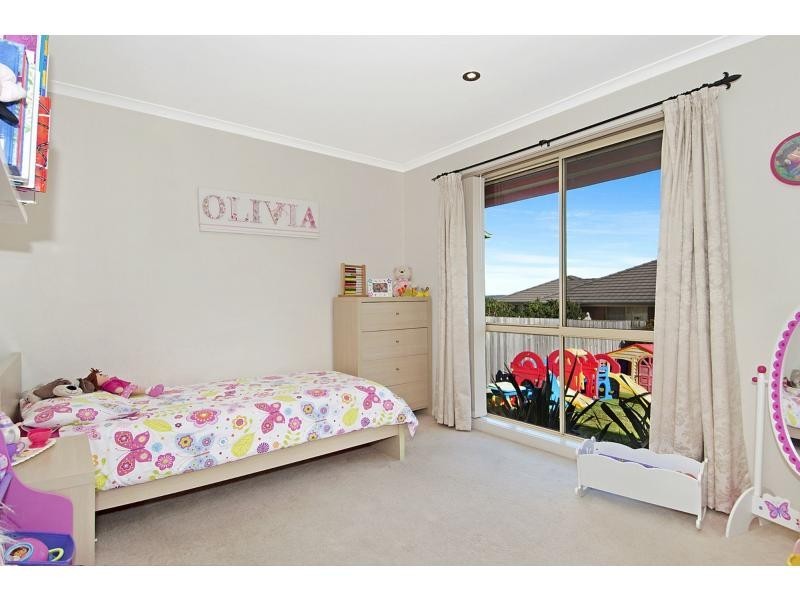 28 Creighton Way, Mornington VIC 3931