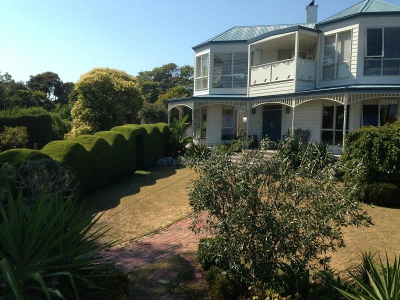 5 Elmie Terrace, Mount Martha VIC 3934