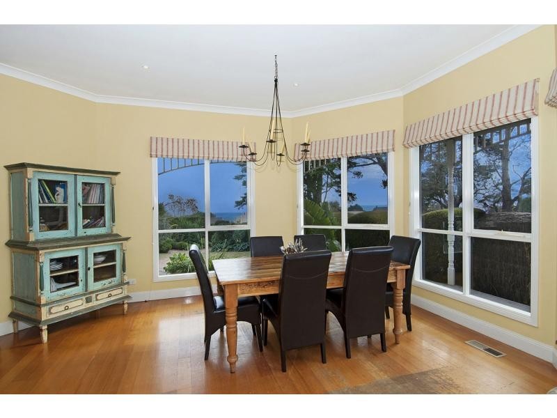 5 Elmie Terrace, Mount Martha VIC 3934