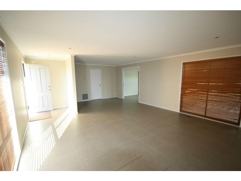 52 Dorothy Crescent, Mornington VIC 3931