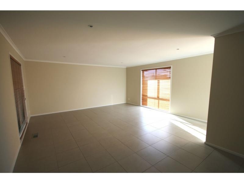 52 Dorothy Crescent, Mornington VIC 3931