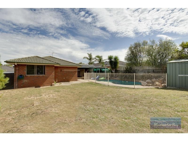 8 Waltham Drive, Mornington VIC 3931