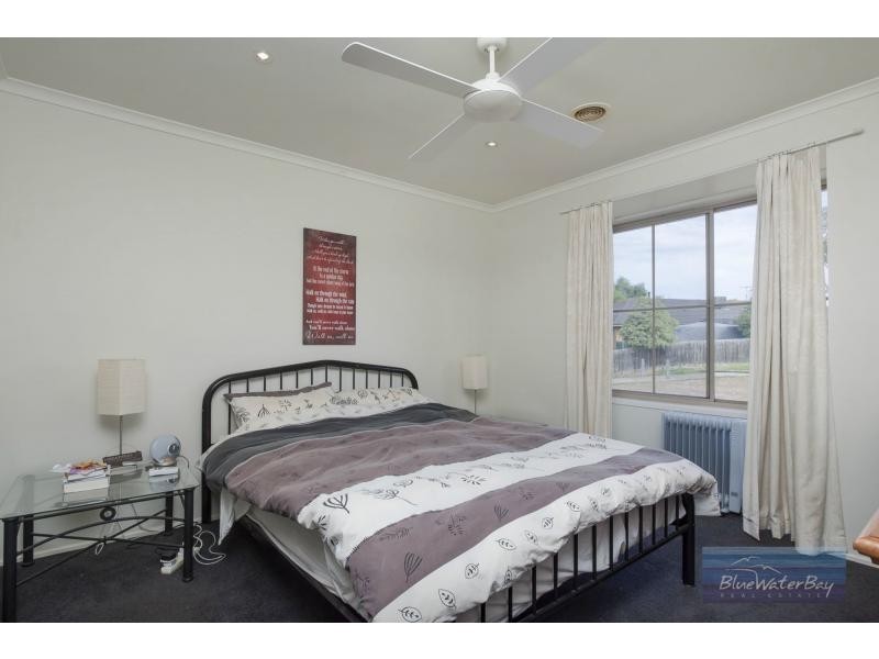 8 Waltham Drive, Mornington VIC 3931