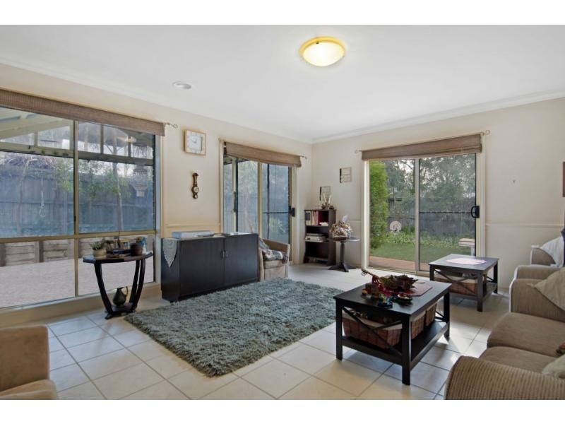 8 Valerie Close, Mount Martha VIC 3934