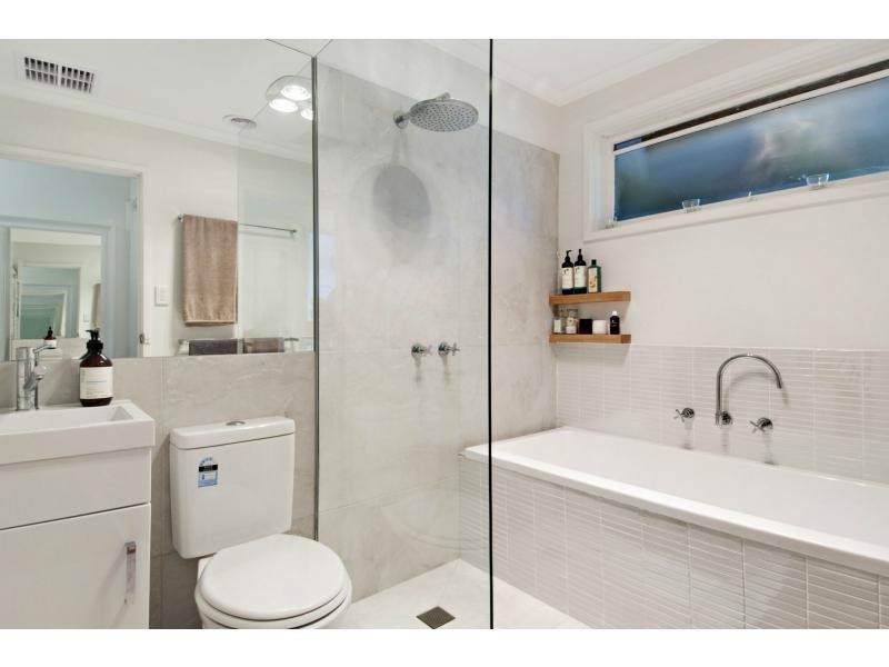 42 Sanderling Crescent, Mornington VIC 3931