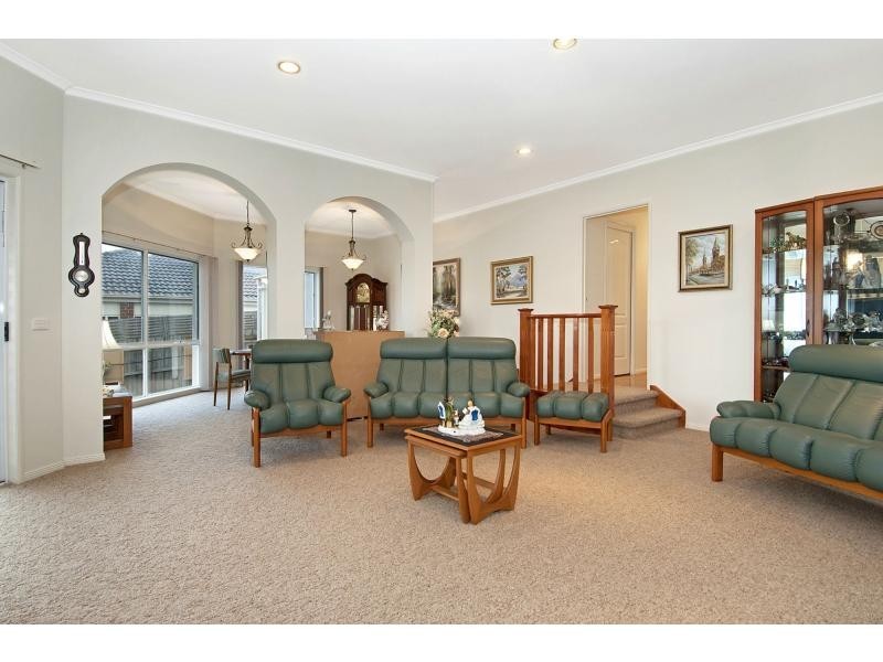 17 Port Phillip Drive, Mornington VIC 3931