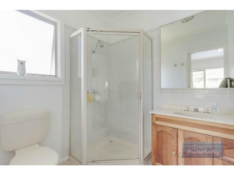 6 Morrisons Avenue, Mount Martha VIC 3934