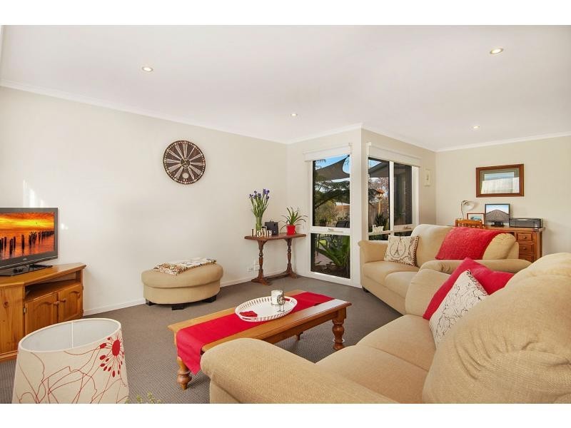 18 Killingholme Drive, Mornington VIC 3931