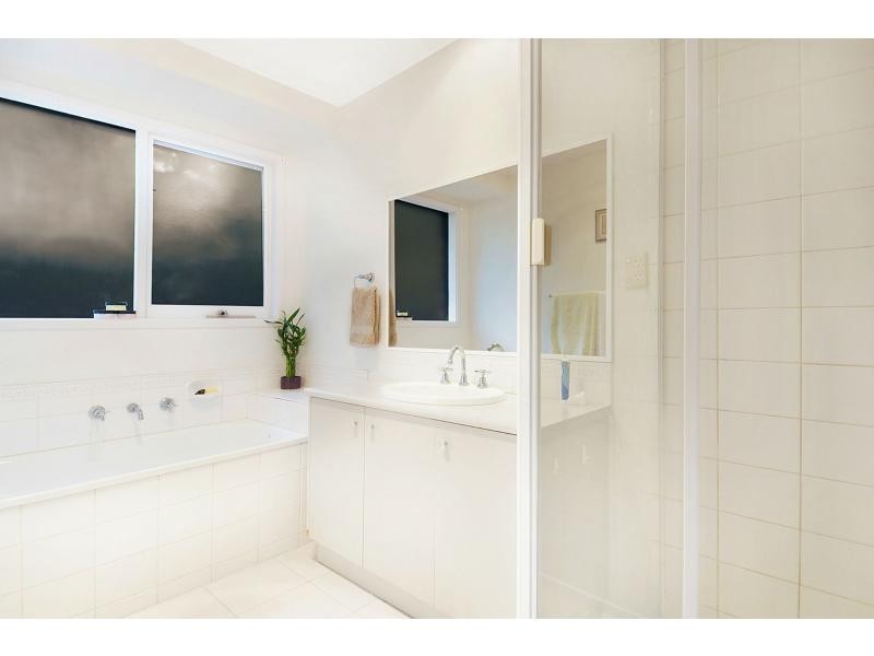 18 Killingholme Drive, Mornington VIC 3931