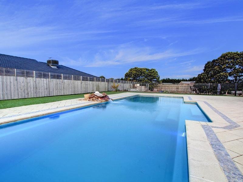 13 Katherine Court, Mornington VIC 3931