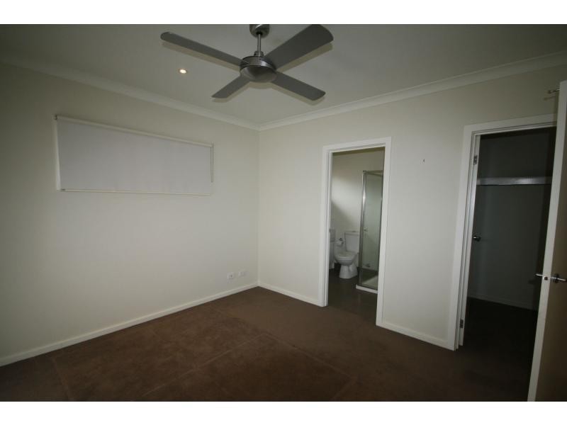 24/300 High Street, Hastings VIC 3915