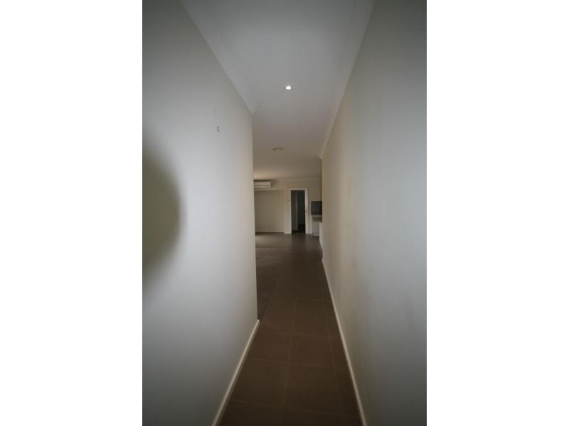 24/300 High Street, Hastings VIC 3915