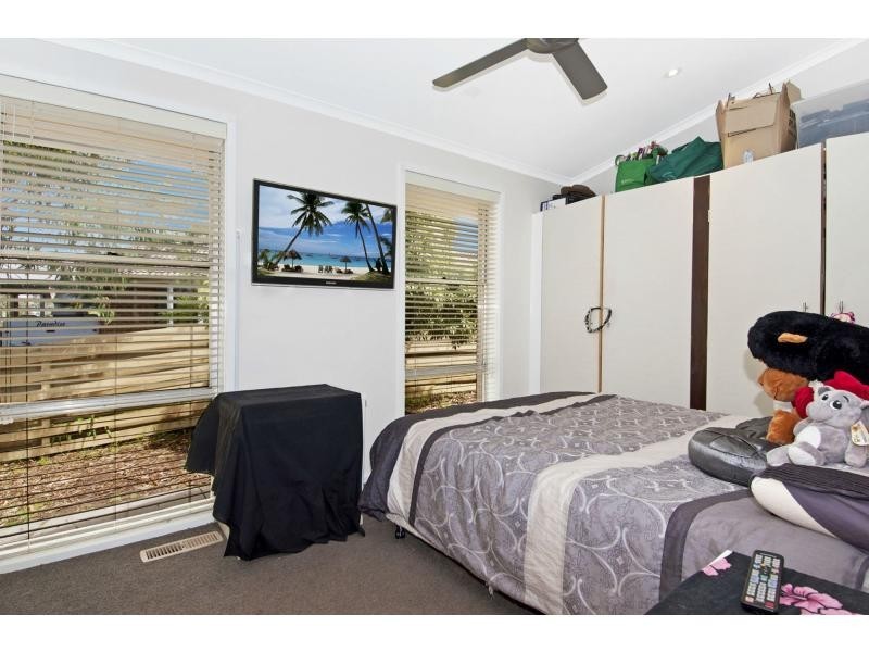 16 Richardson Drive, Mornington VIC 3931