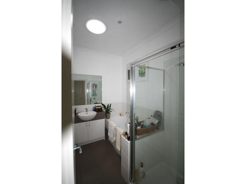 1/239 Dunns Road, Mornington VIC 3931