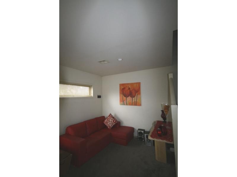 8/110 Bungower Road, Mornington VIC 3931