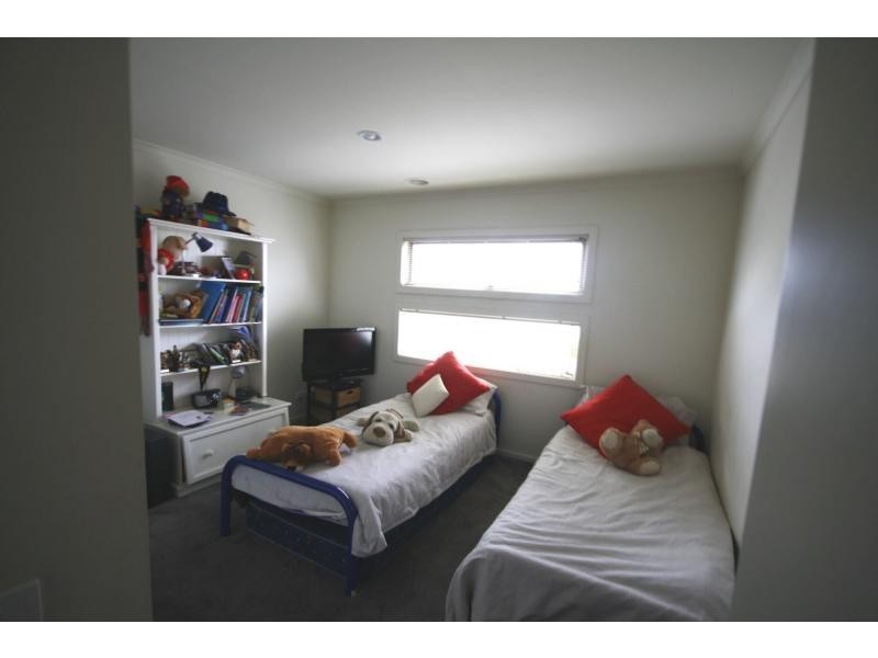 8/110 Bungower Road, Mornington VIC 3931