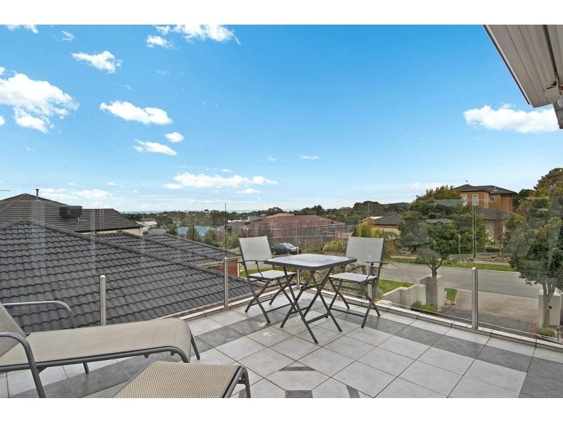 17 Port Phillip Drive, Mornington VIC 3931